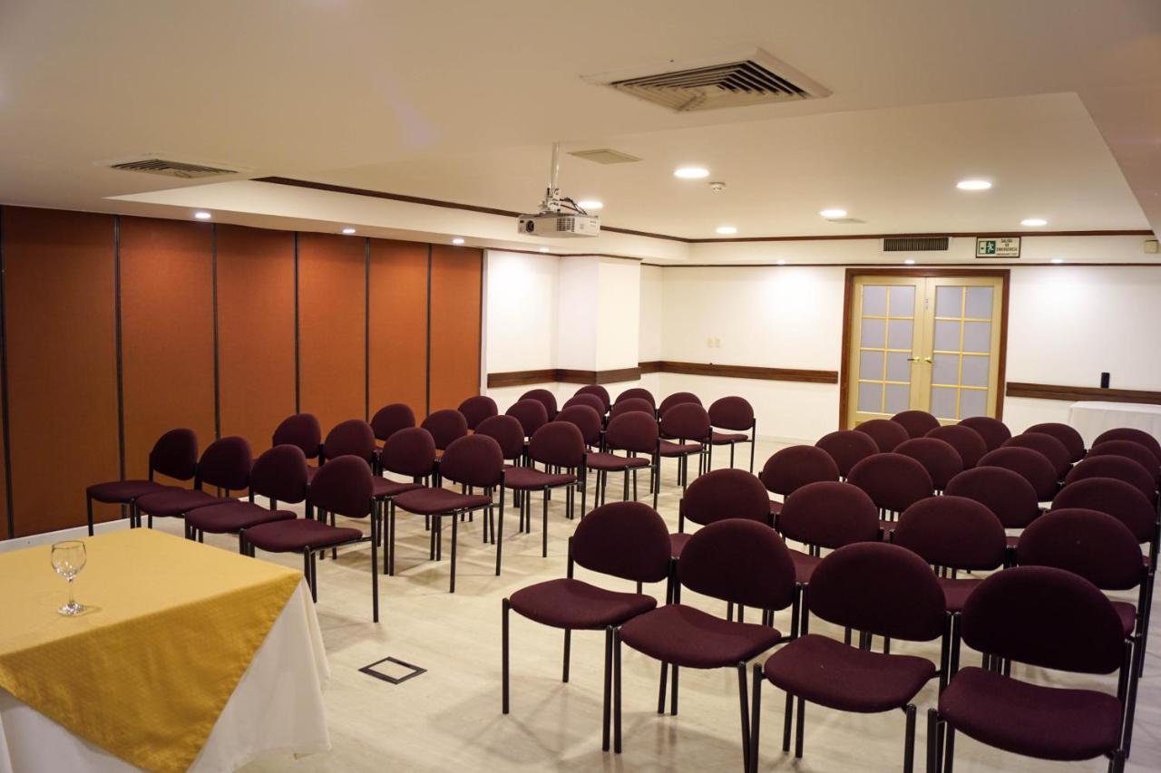 Pop Art Hotel Las Colinas 马尼萨莱斯 外观 照片
